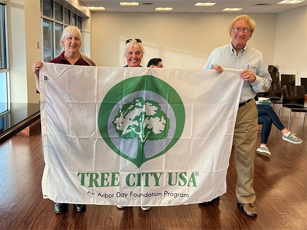 Arbor Day Foundation Names Leeds Tree City USA for 32nd Year | On April 4, 2022 Leeds, AL was honored as a 2021 Tree City USA by the Arbor Day