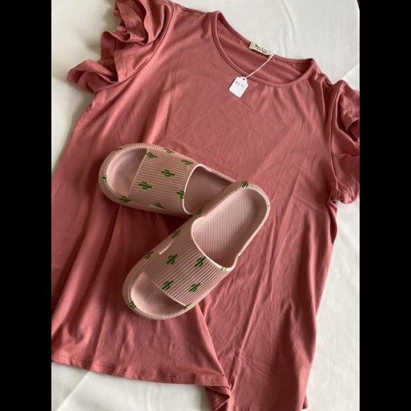 la salon-pink-blouse-ruffle-sleeves.jpg-600x