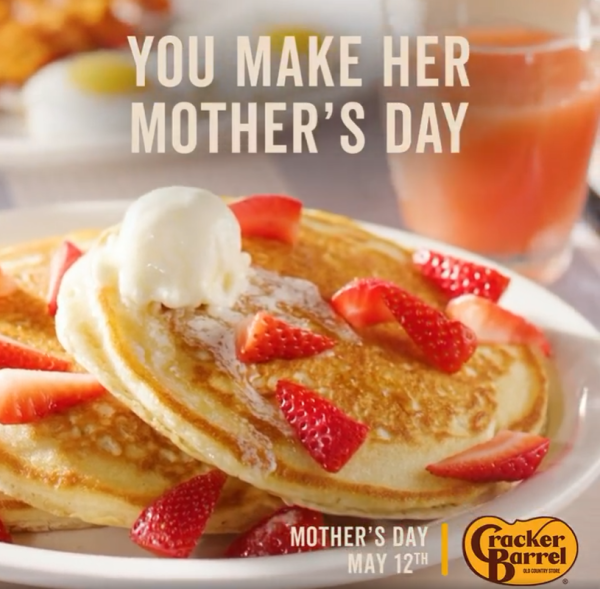 cracker-barrel-mothers-day-pancakes