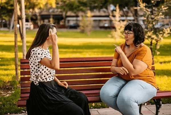 LJCL-morning-sign-language-class-oct-4-600x403