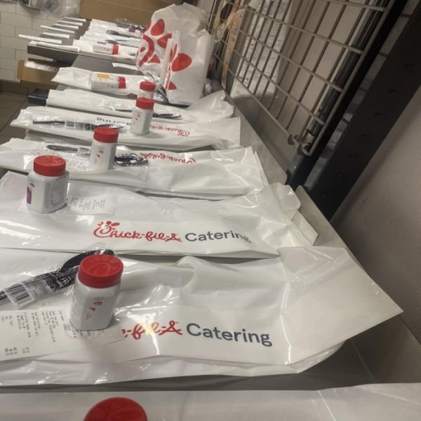 chickfila-tis-the-football-season-600x chickfila-tis-the-football-season-600x