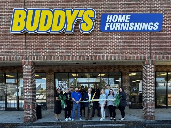 buddys-ribbon-cutting-600x
