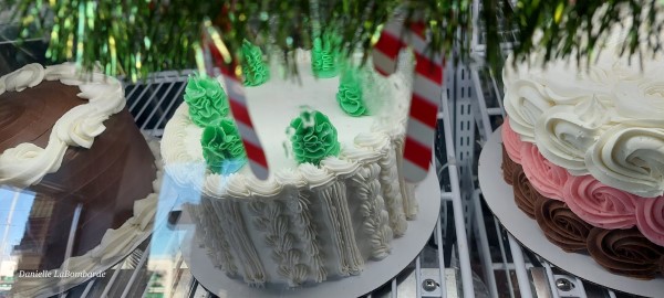 three-earred-rabbit-holiday-cakes-600x270 three-earred-rabbit-holiday-cakes-600x270