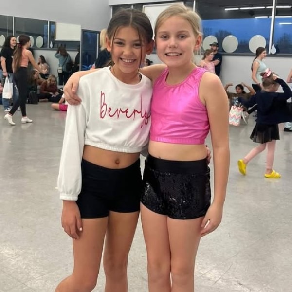 beverlys-where-friendship-takes-center-stage-600x