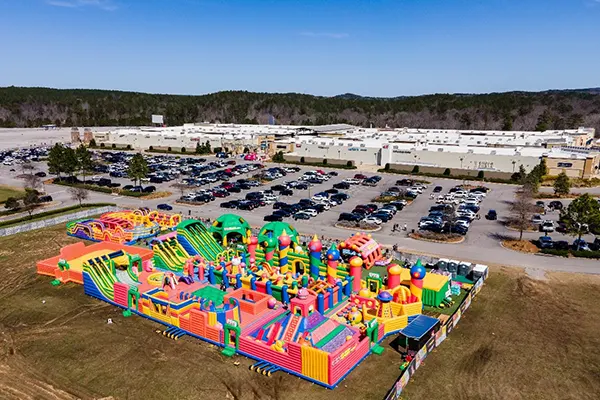 Funbox 01_600 World’s Largest Bounce Park Returns to The Shops of Grand River! FUNBOX®, a 25,000 sq ft inflatable playground will take | Leeds Alabama