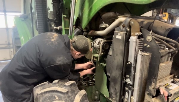 trigreen-john-deer-ag-program-scholorship-closes-march-31-600x