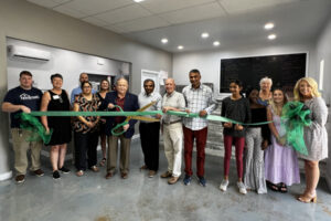 Leeds Nutrition opened this week and celebrated with a ribbon cutting on Friday with the Leeds Area Chamber of Commerce and the City of Leeds